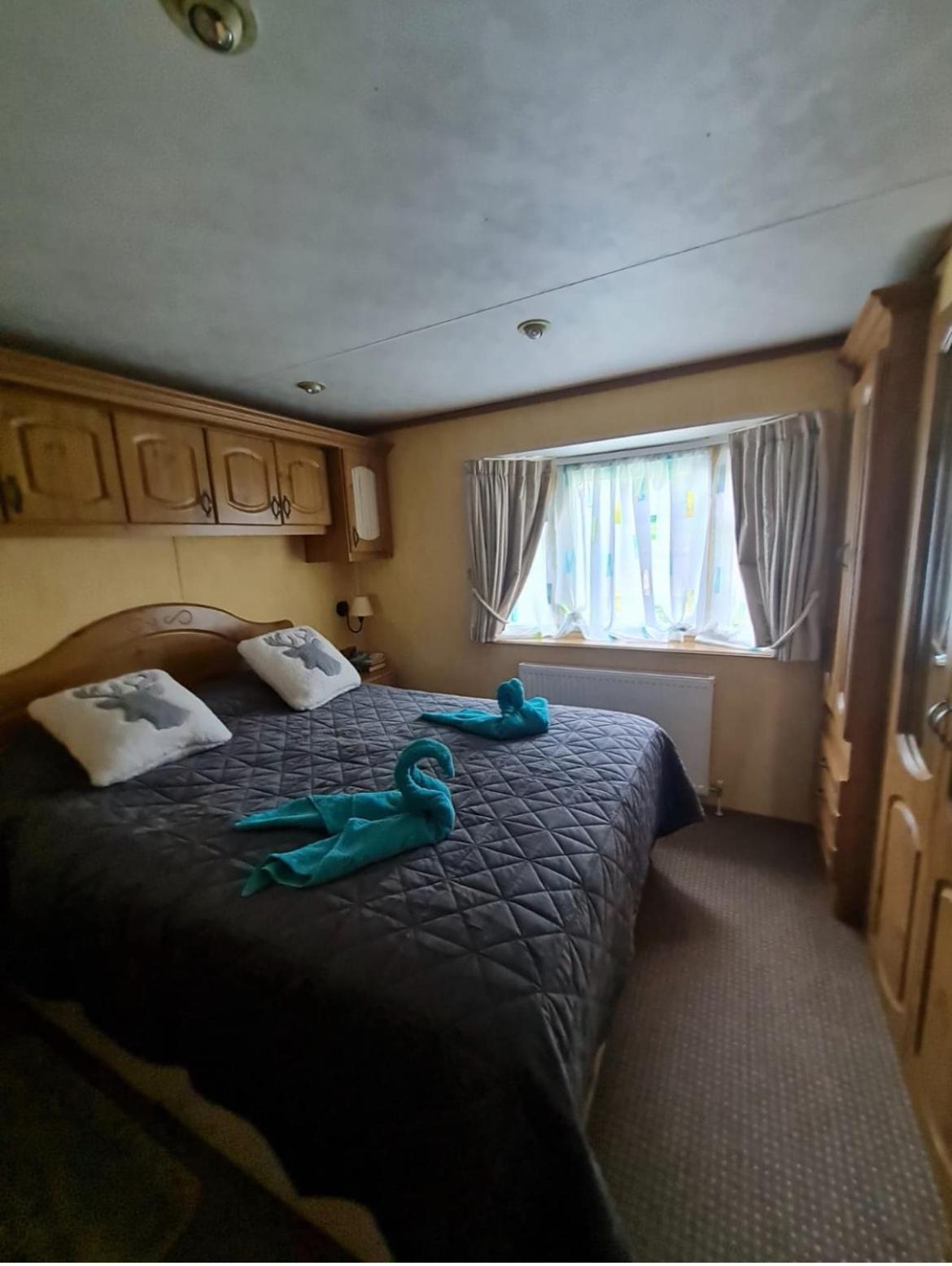Spacious Luxury Escape With Sea Views And Pet Friendly At Clarach Bay Абъристуит Екстериор снимка