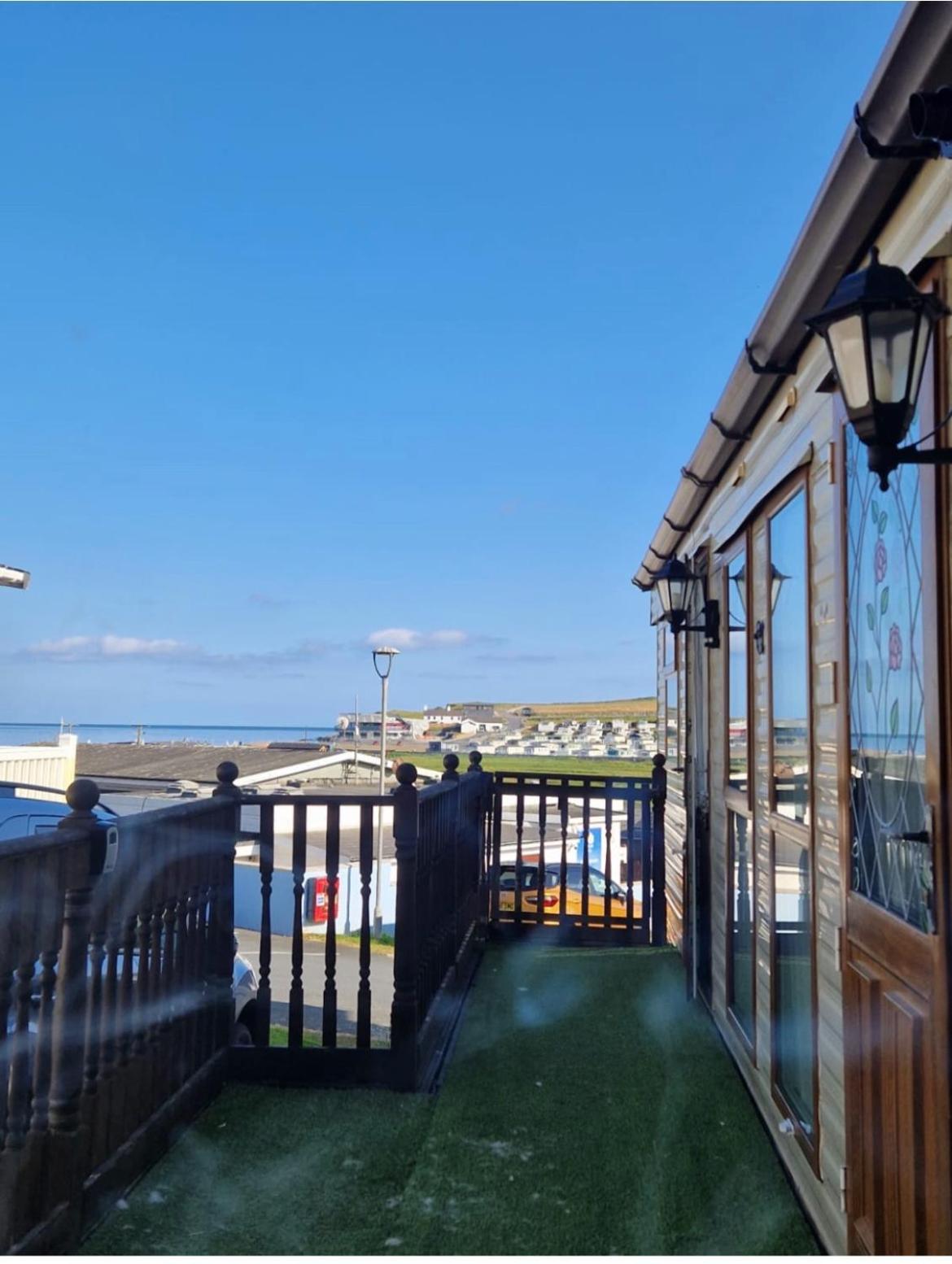 Spacious Luxury Escape With Sea Views And Pet Friendly At Clarach Bay Абъристуит Екстериор снимка