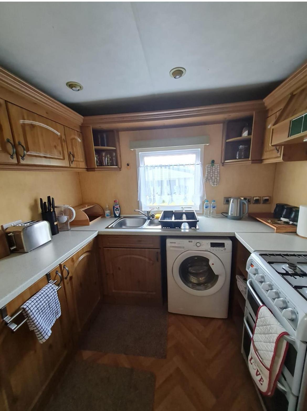 Spacious Luxury Escape With Sea Views And Pet Friendly At Clarach Bay Абъристуит Екстериор снимка