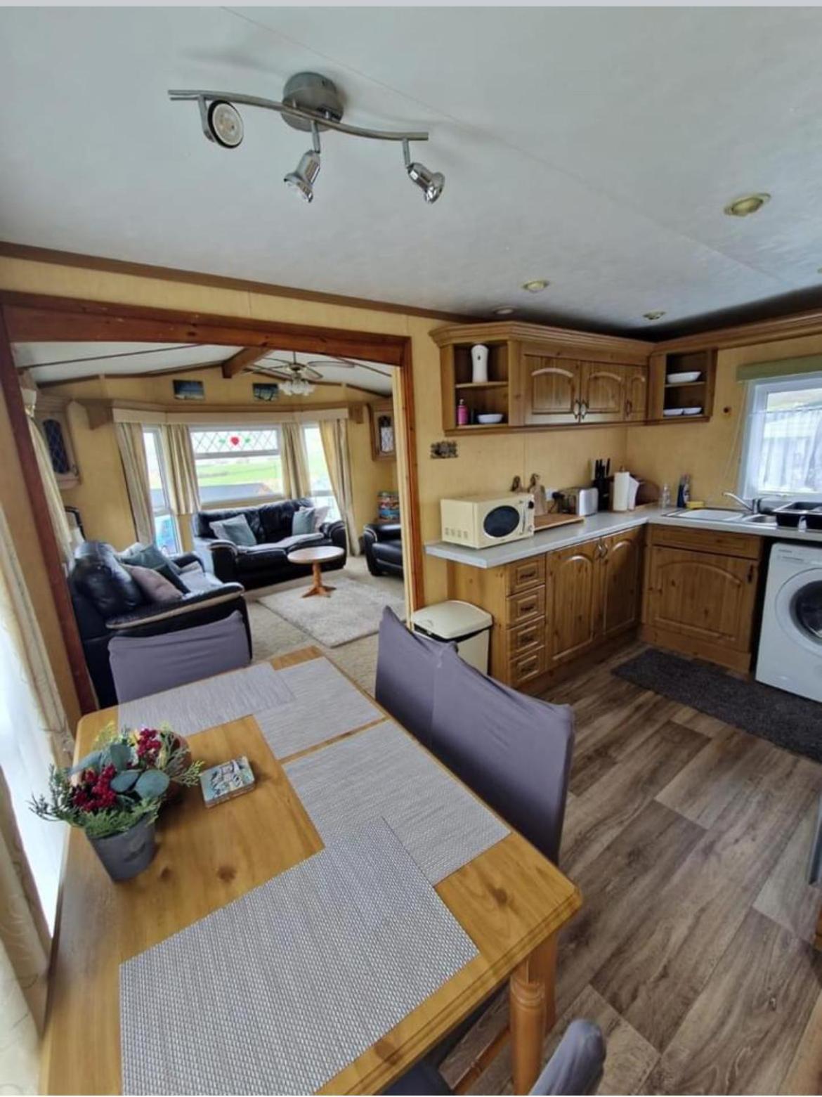 Spacious Luxury Escape With Sea Views And Pet Friendly At Clarach Bay Абъристуит Екстериор снимка